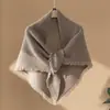 Bufanda triangular de punto de cachemira, chal y capa para mujer, suave y amigable con la piel, prenda exterior de punto, cálida, color liso, calentador de cuello y chal