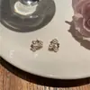 Moda 2023 Nuevo Pendiente de Perla Camelia para Mujer con Aguja de Plata 925 Clip de Oreja de Diseño Nicho con Pedrería Sentido Avanzado ins