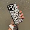 Patrón Floral de Enredadera Retro Blanco y Negro con Bordes Negros Contrastantes y Carcasa Transparente Adecuado para Apple 18Pro Estuche Protector de Gama Alta de Nicho