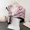 Lenço Quadrado Grande Estampado em Cetim Imitação de Seda Floral Simples Estilo Coreano, Lenço de Seda, Xale, Lenço de Cabeça, Cachecol, Lenço Decorativo