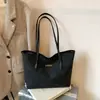 Bolso de mano minimalista y único para mujer, estilo retro, gran capacidad, versátil, para ir al trabajo, otoño 2026