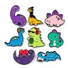 Broche Lindo de Mundo de Dinosaurios Dibujos Animados Insignia Creativa de Animales de Aleación con Goteo de Aceite Decoración para Mochila de Niño Estudiante