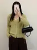 Cárdigan de punto elegante con cuello en V y diseño calado para mujer de talla grande, colección otoño 2026, prenda exterior corta suave para mujeres de talla grande 23130