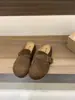 Sapatos Birkenstock de Couro Genuíno com Elevação Interna, Chinelos Meio Sapato com Biqueira, Sapatos Femininos para Uso Externo, Sapatos Birkenstock de Solado Grosso para Primavera e Outono de 2025