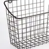 Cesta Colgante para Puerta de Armario de Cocina Gran Capacidad Cesta de Almacenamiento para Artículos de Tocador de Baño Cesta de Almacenamiento de Artículos Varios de Escritorio de Hierro Venta al por Mayor