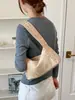 Bolso de Hombro Vintage con Remaches Color Marrón Maillard para Mujer, Nuevo Bolso Versátil Otoño/Invierno 2026, Bolso tipo Almohada para el Trabajo