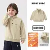 Sudadera de Felpa para Niños Estilo Europeo Derecho con Felpa Extra, Ropa de Invierno, Nuevo Modelo Otoño e Invierno 2025, Top de Invierno para Niños