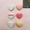 Almofada de Ar de Marshmallow em Formato de Coração Transfronteiriça, Leve, Compacta, Portátil, Colorida, Vibrante, Amiga da Pele, Sedosa, Macia e Sem Pó