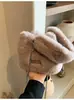 Bolso de Terciopelo Peludo Transfronterizo para Mujer en Otoño e Invierno, Versátil Bolso Cruzado Nuevo 2025 de Cadena Nicho, Bolso Cubo de Peluche tipo Satchel