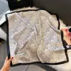 Pañuelo de Seda Estampado Flor de Anacardo Retro de 70 cm, Pañuelo Versátil de Seda Sintética, Pañuelo de Cuello de Gama Alta, Pañuelo Cuadrado Delgado para Mujer