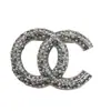 Broche de Perlas Chanel de Nuevo Estilo Moda de Alto Sentido Elegante Traje Pin para Bolsa Accesorios Corsage Letra Doble C