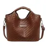 Yue Zi 2026 Outono Inicial Nova Bolsa de Mão Fluida Feminina Textura Trançada Retrô Bolsa Saco de Grande Capacidade Ombro Único Transversal