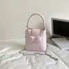 Moda Transfronteriza Bolso Versátil Elegante para Mujer 2026 Modelo Nuevo Alto Valor Simple Fresco Nicho Bolso de Hombro Cruzado