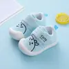 Zapatos nuevos de otoño e invierno 2022 para bebés y niños pequeños, para niños y niñas de 0 a 2 años, zapatos para niños pequeños, interior, suela suave, antideslizante, primera generación de pelo