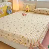 Nuevo juego de tres piezas de sábana individual con estampado de gofrado, funda de cama individual de dibujos animados para el hogar, amigable con la piel y cómoda, adecuada para dormir desnudo, venta al por mayor de ropa de cama