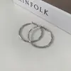 Brincos de Design de Nicho para Mulheres, Brincos da Moda Coreana, Presilhas de Orelha de Luxo Leve, Brincos de Pérola, Elementos Geométricos