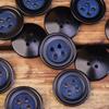 Hebilla de fruta de material natural de alta calidad de dos colores, azul oscuro, verde claro, naranja y rojo, accesorio de botón para chaqueta de hombre