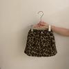 Conjunto de Dos Piezas para Niñas Estilo Coreano Otoño e Invierno 2025 Nueva Moda Top de Punto de Cuello Redondo de Manga Larga y Falda Versátil Elegante con Estampado de Leopardo
