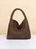 Bolso de Mano Tejido a Mano de Nuevo Estilo Transfronterizo, Bolso de Hombro Casual de Cuero Suave Degradado, Bolso Cubo Retro de Gran Capacidad para el Trabajo
