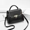 Bolsa Pequena Verão Versátil Textura de Fada Ombro Único Transversal Bolsa Feminina Nova Tendência Estilo Celebridade da Internet Bolsas de Comércio Exterior