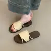 Primer Encuentro Sandalias de Moda de Temporada Zapatos de Mujer 2026 Verano Nuevo Estilo Coreano Retro Minimalista Versátil Casual Punta Abierta