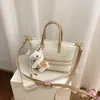 Bolsos Pequeños de Moda para Mujer de Este Año, Versátiles para el Verano, Nuevo Bolso Cruzado Cubo Cuadrado Pequeño de Moda 2025 Celebridad de Internet