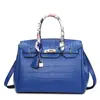 Bolsa Feminina 2026 Nova Tendência Versátil Bolsa de Mão Moda Transfronteiriça Bolsa Casual Bolsa de Ombro Transversal para Mulheres