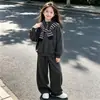 Conjunto de Roupa para Meninas 2026 Outono Estilo Coreano Estudante Moletom Solto Calça Jogger de Pernas Largas Fashionable Casual Conjunto de Duas Peças Tendência