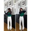 Jeans Skinny de Cintura Alta com Bordado de Coração, Série Etiqueta Marrom, Barra Reta, para Mulheres, Coleção Outono 2026, Tecido com Elasticidade em Quatro Direções, Efeito Emagrecedor, H090409