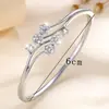 Pulsera Súper Hada Flor Zirconia para Mujer, Moda Europea y Americana, Pulsera de Alta Gama Incrustada con Diamantes, Versátil y Elegante, Joyería que Conserva el Color