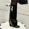 Botas altas de punta europeas y americanas Chuyuji, botines ajustados sin cordones, botas de mujer con decoración metálica, botas largas de verano, botas de moda