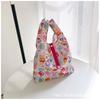 Mini bolso de mano de tela, lonchera, taza de agua, bolsa de dibujos animados lindo gatito Snoopy oso fresa ligero y plegable