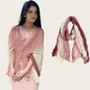 Bufanda Larga de Seda Floral Artística Retro Color-Block para Mujer, Moderna y Elegante, Accesorio para el Cuello de Alta Gama con Tacto Lujoso, Bufanda Versátil