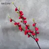 Venta al por mayor del fabricante Flor de Ciruelo de Rama Larga, Flor de Ciruelo Frío, Flor Artificial de Dulce Invierno, Decoración Interior para Bodas Chinas, Fotografía de Bodas