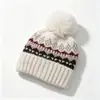 2026 Nova Moda de Inverno Feminina Chapéu de Lã Jacquard com Pom-Pom Circunferência da Cabeça Grande Versátil Proteção contra Frio Chapéu de Tricô Quente