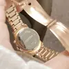 Relógio Feminino Moderno Rose Gold Totalmente Cravejado com Números Romanos, Mostrador Requintado, Movimento a Quartzo, Relógio de Pulso Multidial Tendência