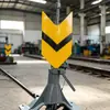 El dispositivo de interruptor vertical cuenta con un componente de retorno por resorte y una estructura de manija de operación simple.