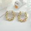 Brincos europeus e americanos de moda transfronteiriça de alto senso, aço inoxidável de ouro 18K, temperamento circular, feminino, todos os brincos de aço de titânio
