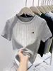 Top de Punto Bordado con Corazón de Nuevo Estilo Verano 2026 para Mujer, Camiseta de Manga Corta de Alta Gama para Figuras Pequeñas, Moderno A11198