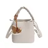 Bolsa de Mano Cruzada Primavera y Verano Nuevo 2026 Coreana de Nicho Bolsa de Empanada Bolso Tejido Bolso Cubo con un Toque de Lujo y Diseño Exquisito Bolso Cruzado