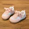 Tênis para meninas, nova coleção outono 2026, sapatos de princesa infantis de sola macia, estilo moderno e popular para meninas mais velhas