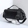 Bolsa Transversal Masculina Personalizada com Logo Couro Genuíno Impermeável Casual para o Dia a Dia Moda Nicho Versátil Bolsa de Ombro para Homens