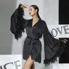 Puños de Plumas de Satén Camisón de Manga Acampanada Oversize Bata Negra Corta Ropa de Casa de Lujo Ligero para Fiesta Mujer 1159