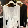 Nueva camiseta de algodón de bambú de verano con espalda cruzada y mangas largas, diseño hueco, protección solar, top casual versátil estilo coreano para mujer