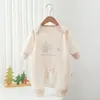 Mono de Dibujos Animados Nuevo de Otoño 2026 Sin Costuras para Bebés y Niños Pequeños, Ropa para Gatear al Aire Libre para Niños y Niñas con Cierre en la Entrepierna