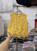 Chal sin mangas bordado de dos piezas falsas 2025 Verano Estilo Coreano Holgado Aspecto Adelgazante Color Sólido Casual Cuello Redondo Camiseta de Mujer Moderna