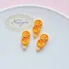 Accesorios de Gato Kt Lindos de Dibujos Animados Accesorios para Zapatos con Agujeros DIY Juguete de Comida Parche de Resina Llavero Colgante de Muñeca de Peluche