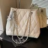 Bolso Acolchado con Cadena de Moda Versátil para Mujer 2026 Nuevo Modelo de Gama Alta Versátil para el Trabajo Bolso de Hombro Cruzado Tote