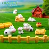Nuevo producto transfronterizo: Figurita creativa de granja de vacas, kit de decoración DIY, accesorios para colgar y adornos de paisaje en miniatura