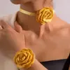 Accesorios Transfronterizos Europeos y Americanos, Collares de Flores de Tela Estilo Pequeño Fragante, Elegante y con Estilo Juego de Joyería de Flores Tridimensionales para Mujer